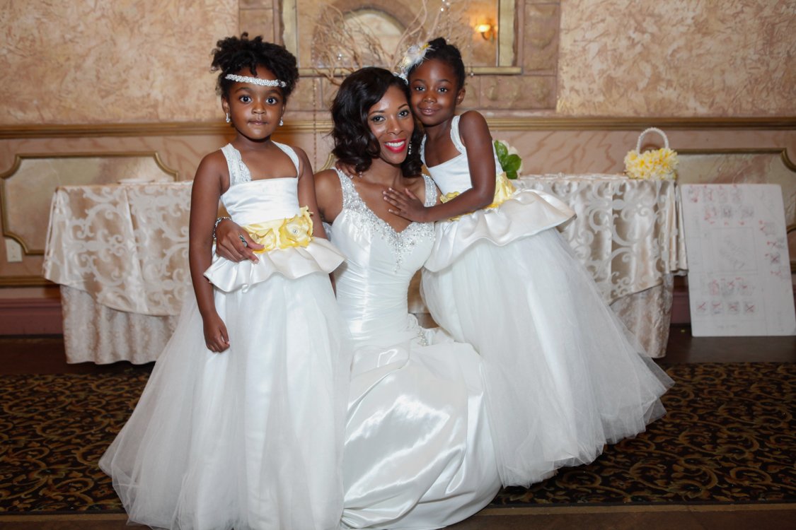 bride and flower girls